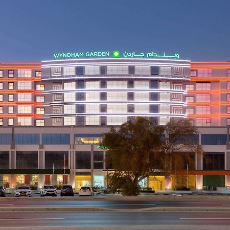 Готель Wyndham Garden Muscat Al Khuwair Екстер'єр фото