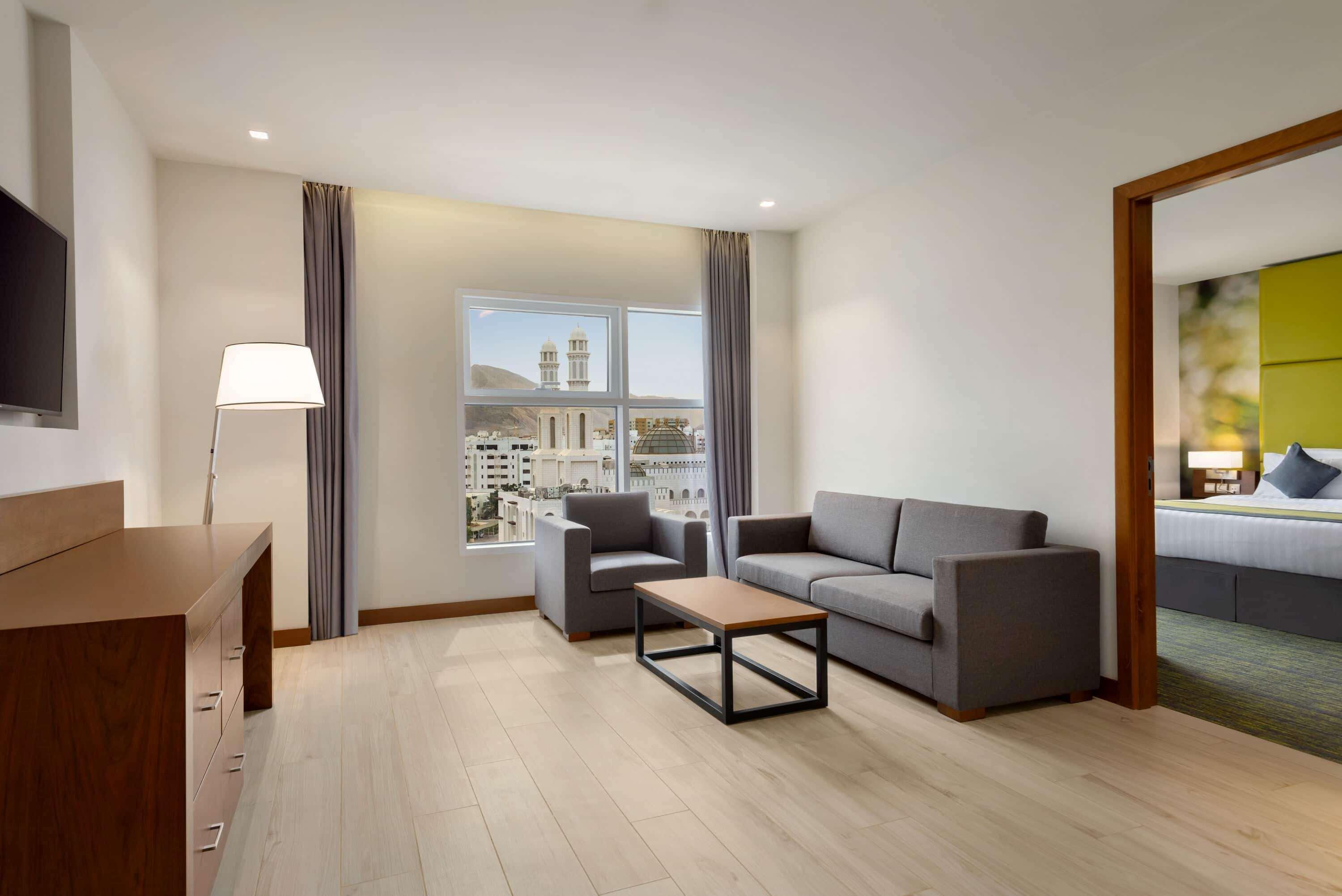 Готель Wyndham Garden Muscat Al Khuwair Екстер'єр фото