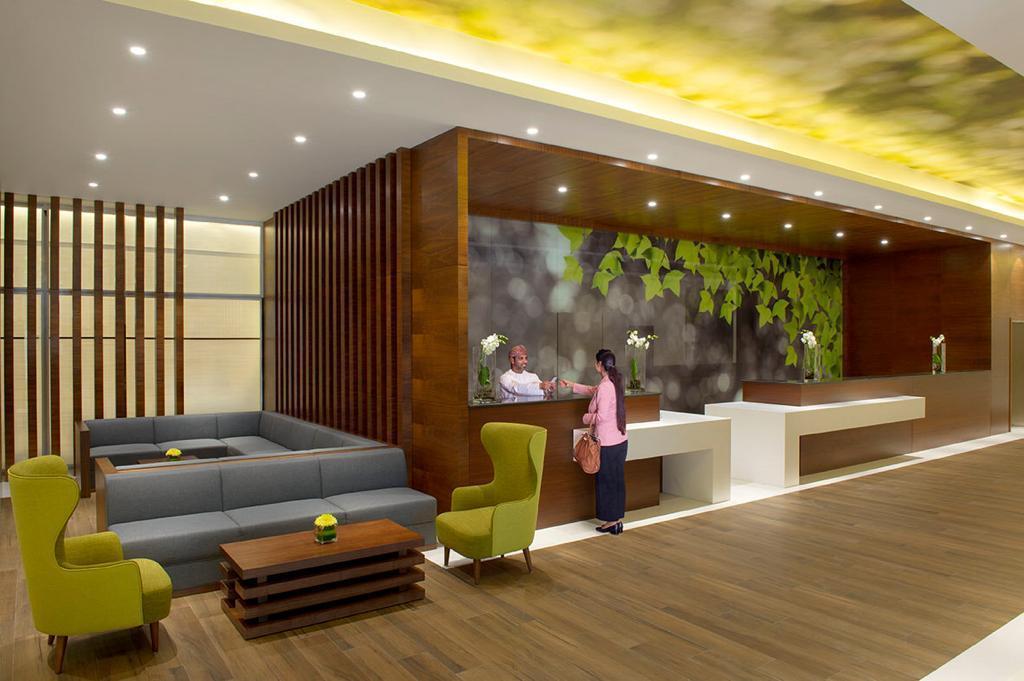 Готель Wyndham Garden Muscat Al Khuwair Екстер'єр фото